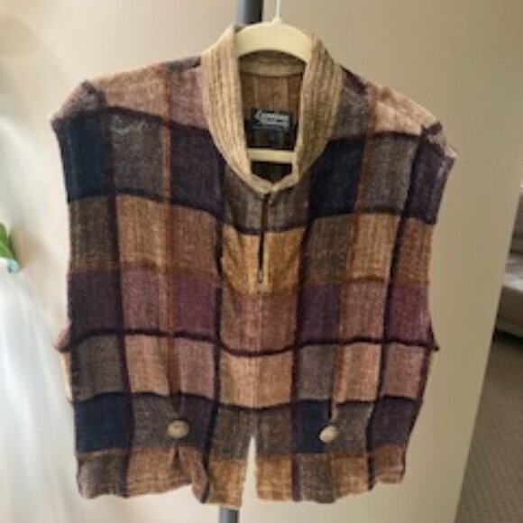 Women's Handwoven Rayon Chenille Vest & Matching Scarf, Size small - Picture 2 of 13